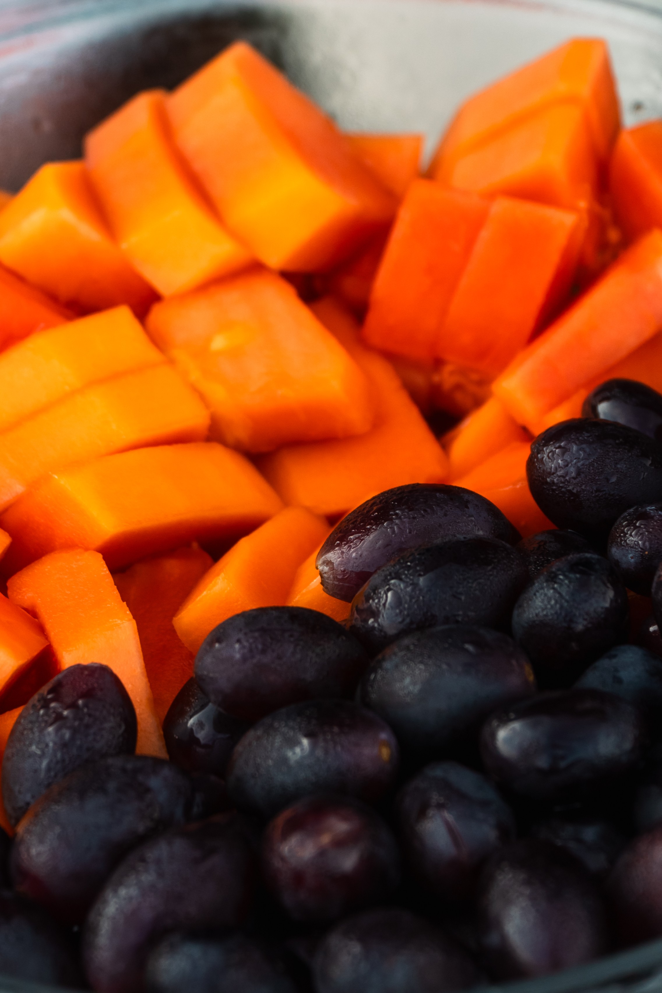 Textura da madeira aquecida pelo sol e detalhes do saveiro